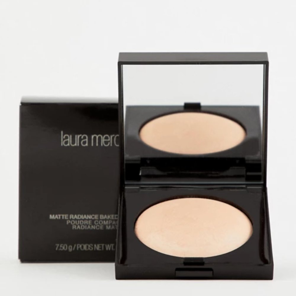 Laura Mercier Matte Radiance Baked Powder - Picture 5 of 5